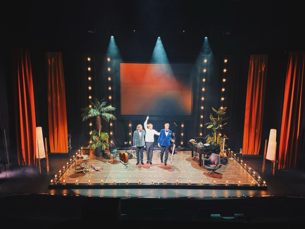 Två roliga grabbar och finska&nbsp;dansbandscovers